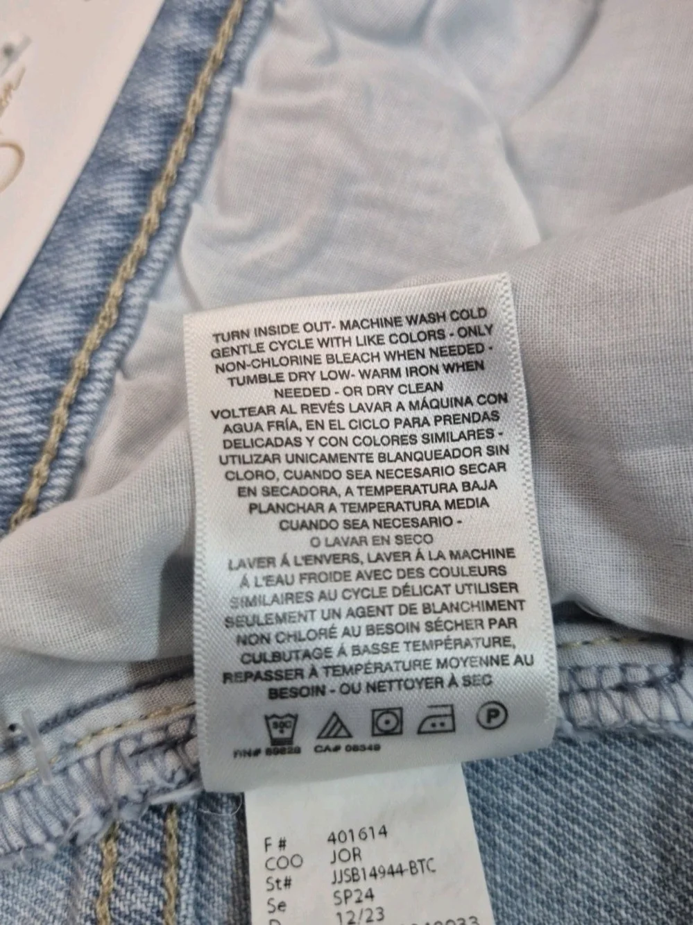 Jessica Simpson Hug Me Jean Shorts Buttercup Size 30 Frayed Button Fly Blue 31 - Picture 6 of 13